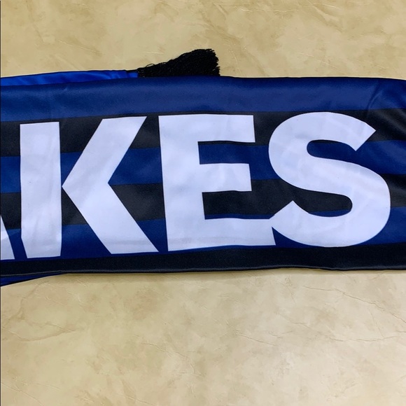 Brand New San Jose Quakes Two-Sided Scarf w/Fringe - Picture 3 of 8